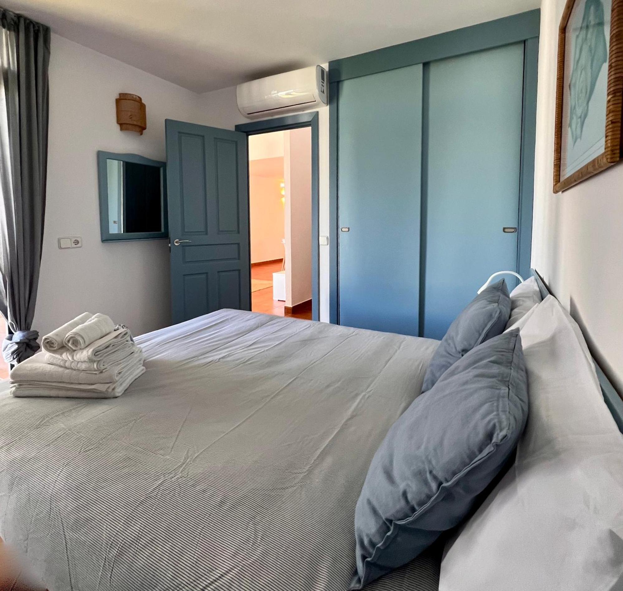 Casa Tortuga Con Piscina Com Lejlighed Cala en Bosc Eksteriør billede